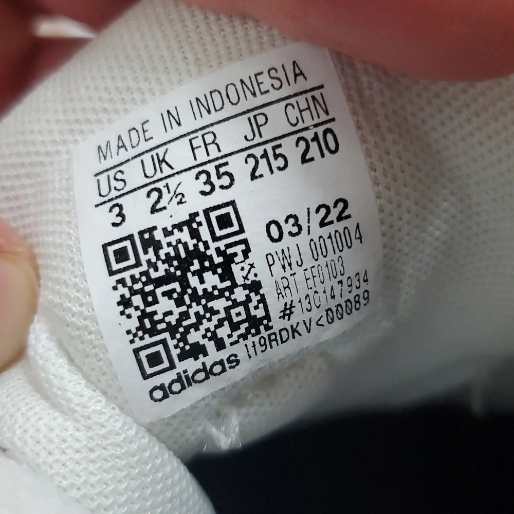 Adidas Grand Court 2.0 White and Black Sneakers